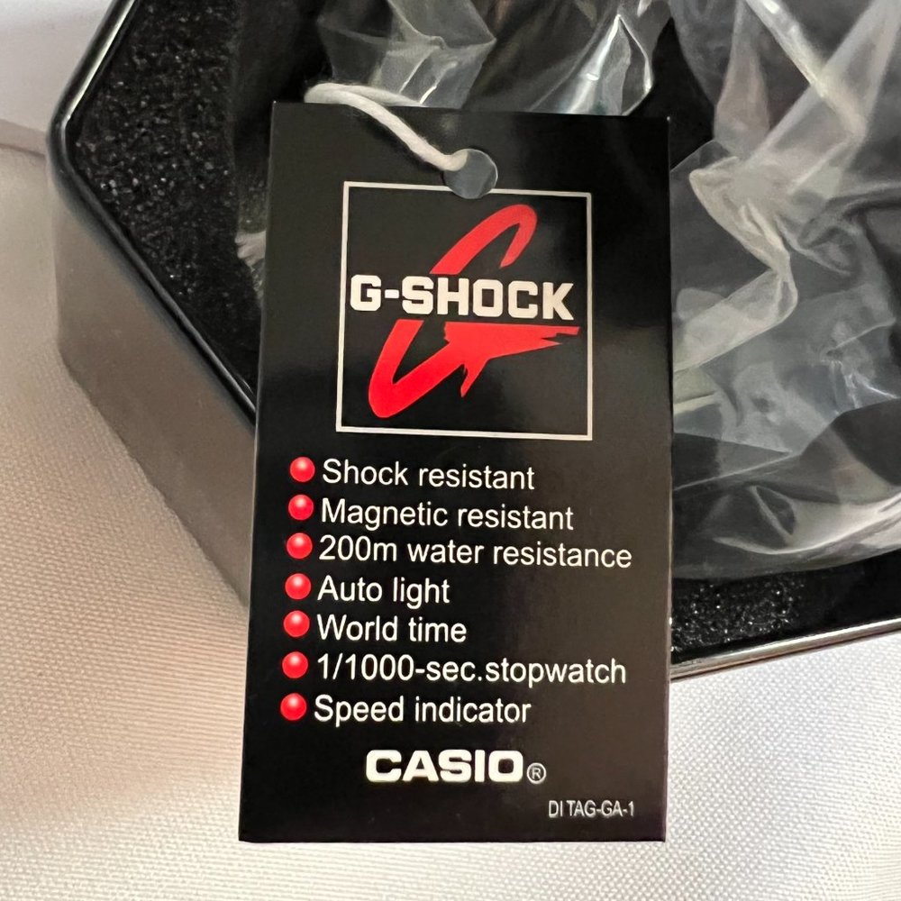 Casio Men's G-Shock  GA110RG-1A  WR20Bar Black / Rose Gold - Picture 5 of 5